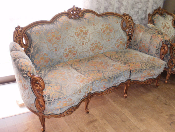 ソファーの画像