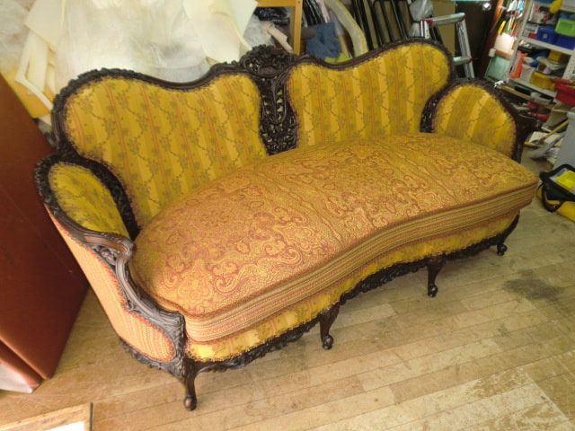 ソファーの画像