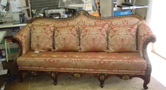 ソファーの画像